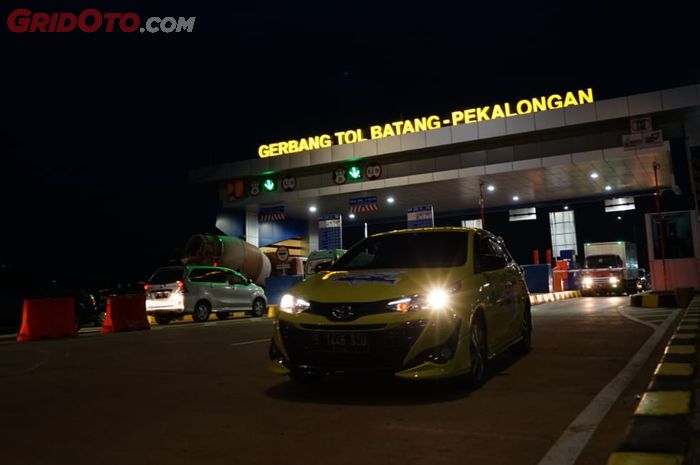 Toyota All New Yaris yang digunakan tim ekspedisi tol Trans Jawa di GT Batang-Pekalongan
