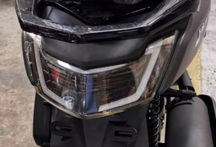 lampu belakang Motostar Easyride 155 yang mirip Yamaha NMAX
