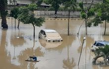 Kata Bengkel, Ini yang Harus Dilakukan Usai Mobil Terkena Banjir