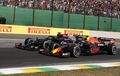 Max Verstappen Lolos dari Penalti Setelah Geser Lewis Hamilton Keluar Trek di F1 Brasil