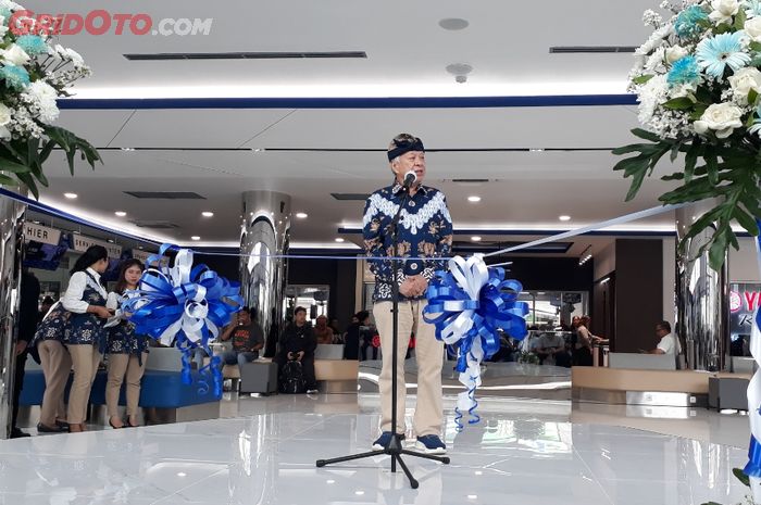 Dyonisius Beti, President Director &amp; CEO PT Yamaha Indonesia Motor Manufacturing (YIMM) resmikan Flagship Shop Bali