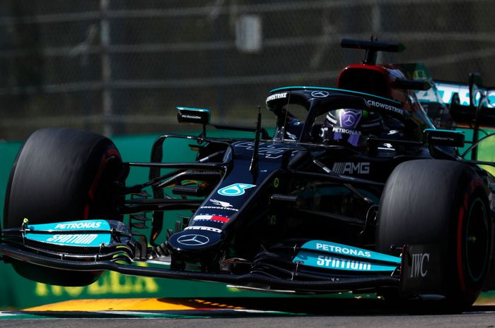 Hasil Kualifikasi F1 Emilia Romagna 2021: Lewis Hamilton pole position, Sergio Perez kalahkan Max Verstappen