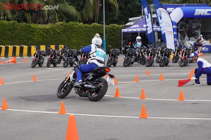 Kompetisi Safety Riding di Honda Safety Riding Park, Phuket, Thailand