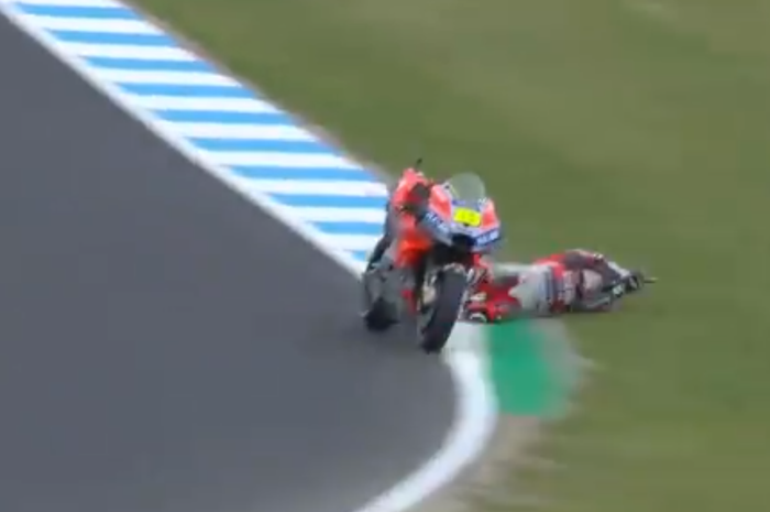 Alvaro Bautista saat crash di kualifikasi MotoGP Australia 2018