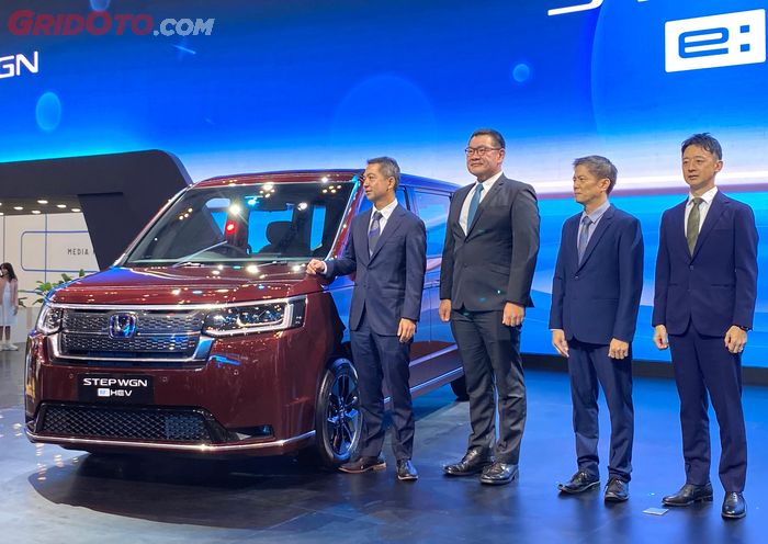 Honda Step WGN e:HEV resmi diluncurkan