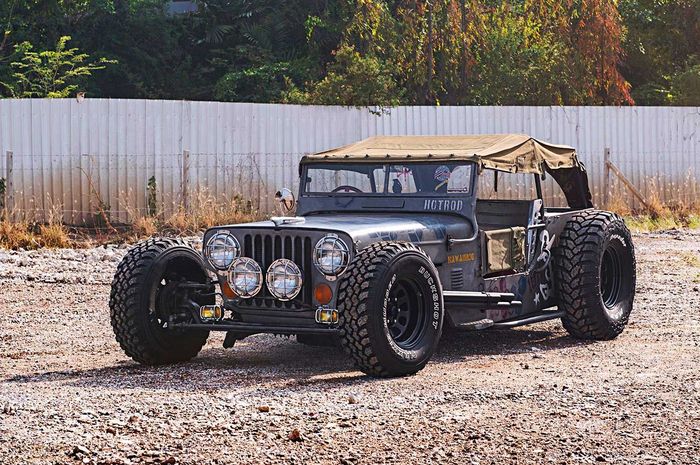 Jeep M38 military-spec lansiran 1974 ala hot rod