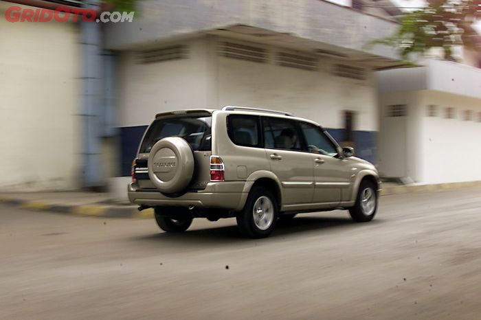 Suzuki Grand Escudo XL-7