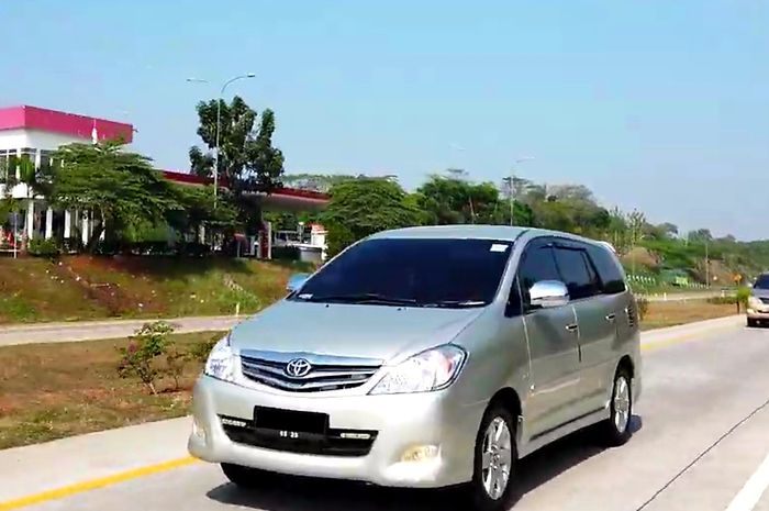 Harga mobil bekas Innova Diesel