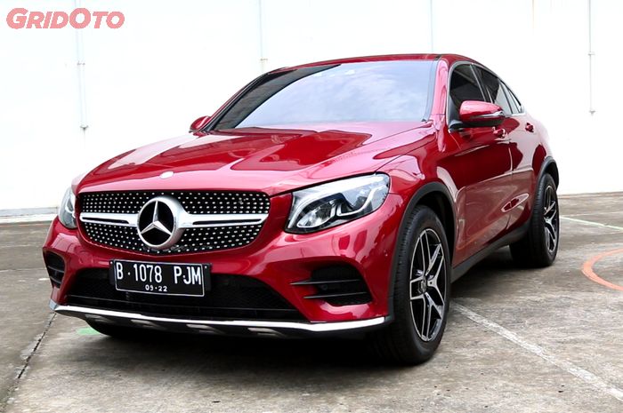 Mercedes-Benz GLC 300 Coupe AMG Line