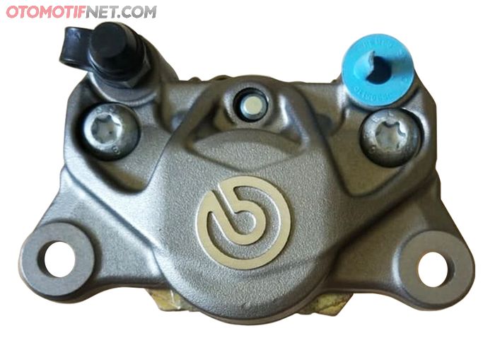 Selain disc, kaliper Suzuki Nex juga diganti pakai Brembo dua piston