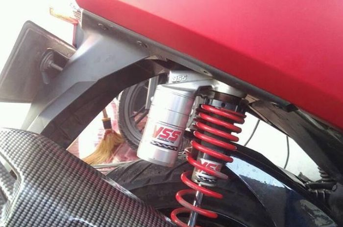 Modifikasi Shock Belakang Nmax