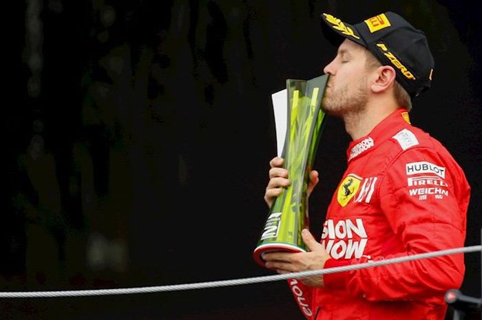 Sebastian Vettel di podium F1 Meksiko