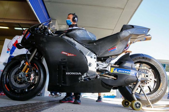 keliru jika kamu berpikir mesin adalah komponen terkuat pada sebuah motor MotoGP