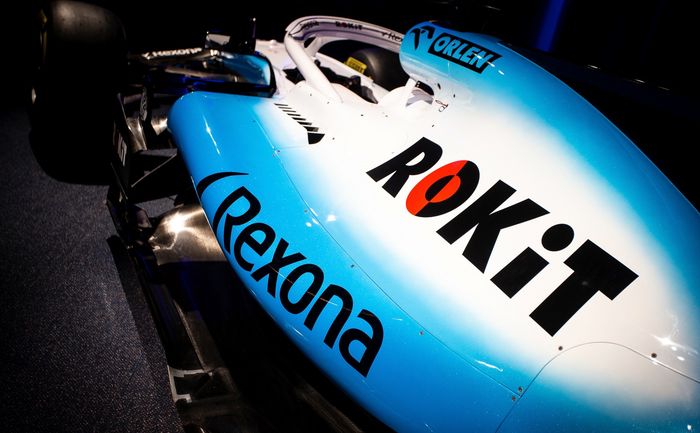 Warna baru pada mobil tim Williams ini kurang disukai para fans F1