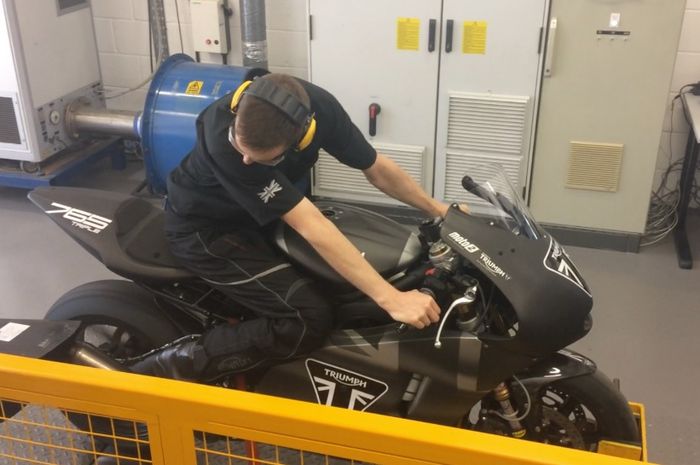 Mesin Triumph untuk Moto2 musim depan di atas mesin dyno
