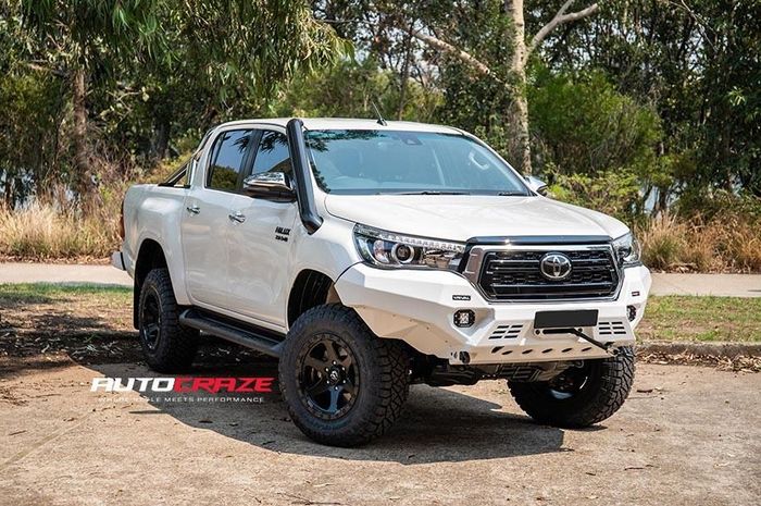 Modifikasi Toyota Hilux bergaya off-road hasil garapan AutoCraze, Australia
