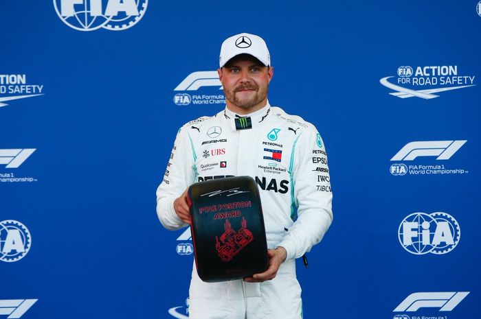 Valtteri Bottas saat meraih pole position di GP F1 Azerbaijan 2019