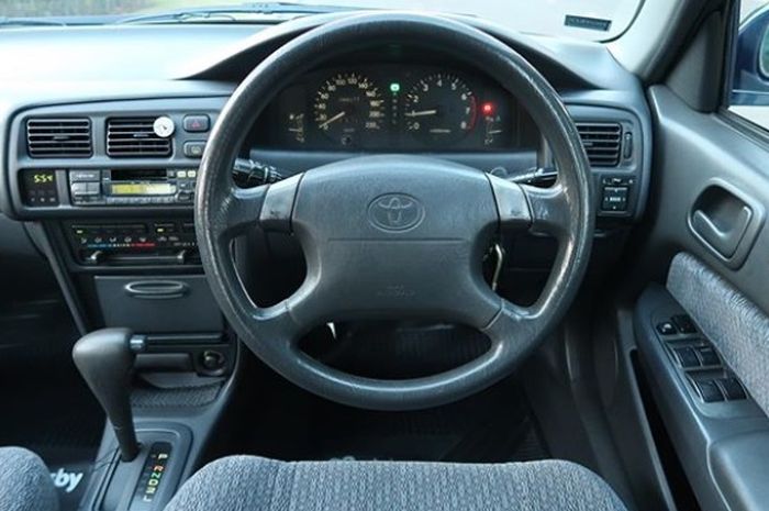 Interior All New Corolla 1.6 matik 1997