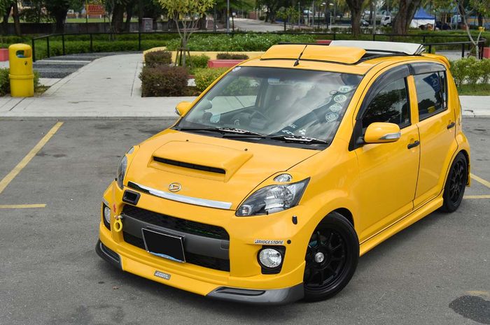 Modifikasi Daihatsu Sirion lawas yang datang dari Malaysia