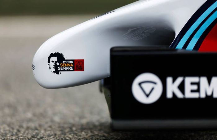 Logo khusus di moncong mobil tim Williams saat memperingati 20 tahun meninggalnya Ayrton Senna tahun 2014