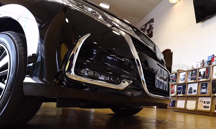 Tampilan depan Honda Jazz dengan gaya Modulo style