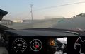 Video Tesla Model S Plaid Diuji Melahap Sirkuit Laguna Seca, Segini Catatan Waktunya!