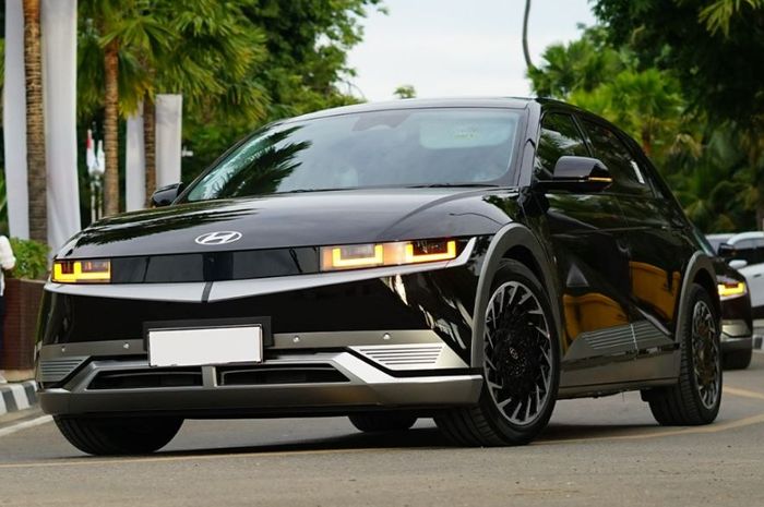 Spesifikasi dan kisaran harga Hyundai IONIQ 5 seken tahun 2024.