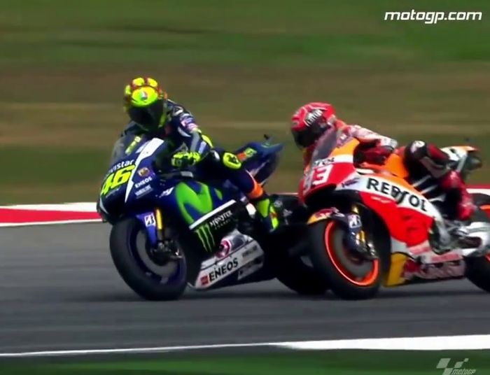  Valentino Rossi dan Marc Marquez tak saling tegur sapa sejak kejadian di MotoGP Malaysia 2015