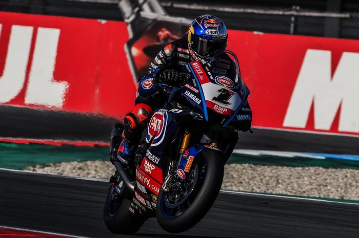 Ditemani oleh tim yang dipersiapkan oleh Yamaha, Toprak Razgatlioglu akan mencoba motor MotoGP bulan depan