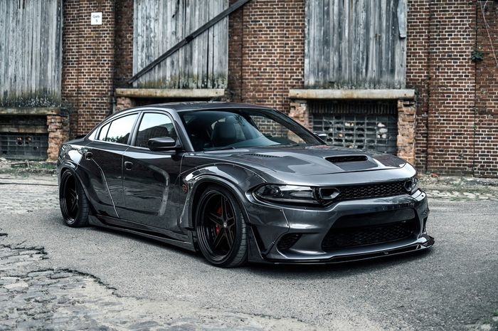 Modifikasi Dodge Charger SRT Hellcat hasil garapan S. Bader Karosserie &amp; Lack, Jerman
