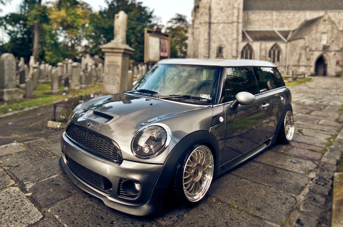 Modifikasi MINI Cooper Clubman tampil eye-catching menganut gaya stance