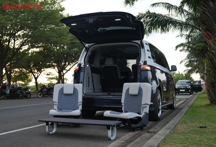 VW ID. Buzz bisa disulap jadi tempat nongkrong
