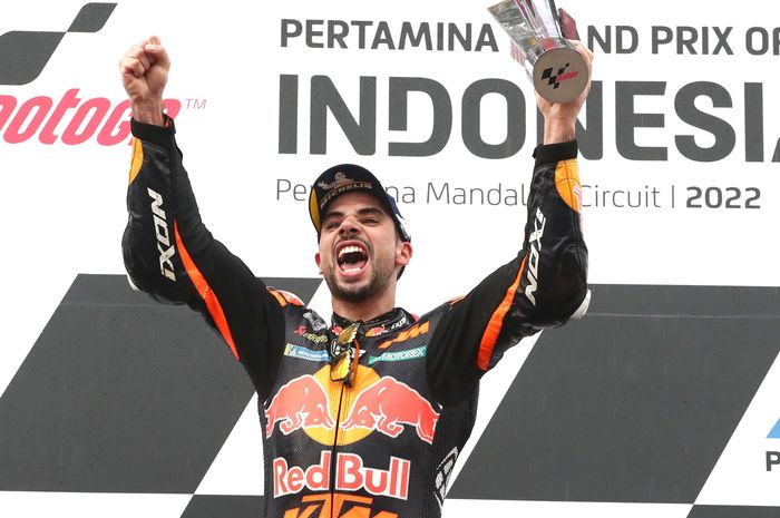 Miguel Oliveira persembahkan kemenangan di MotoGP Indonesia 2022 untuk seorang staf hotel di tempatnya mengingap di Mandalika bernama Risman