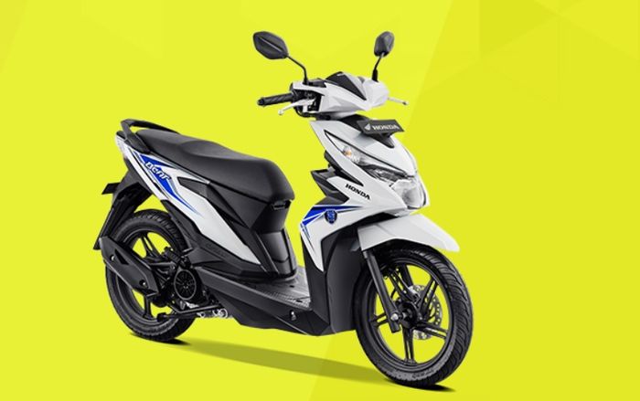 Pilihan warna Dance White ada untuk Honda BeAT tipe CW