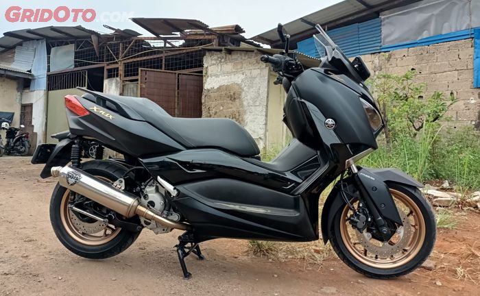 Yamaha XMAX menggunakan knalpot WRX GP3 Limited Medium 