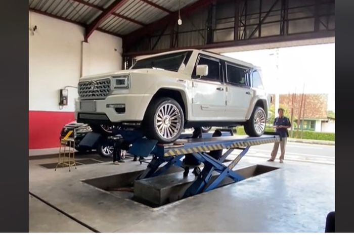 Mobil Presiden Prabowo di bengkel kaki-kaki