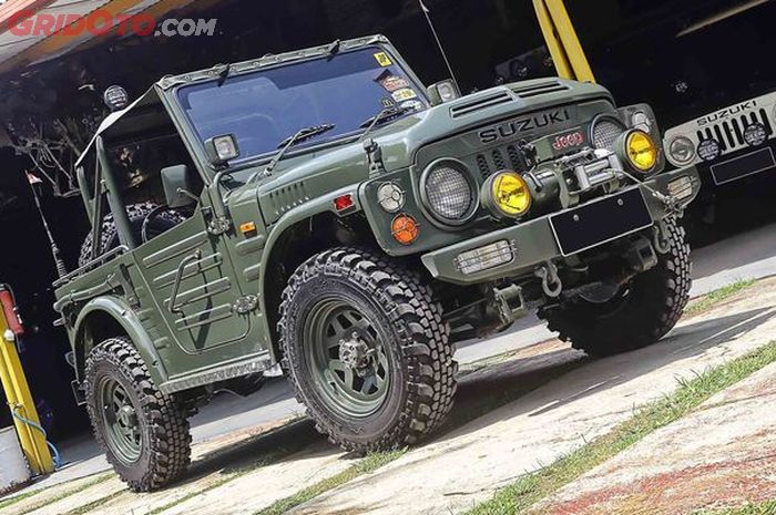 Jimny Jangkrik Militer