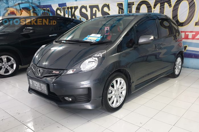 Harga Honda Jazz 2009