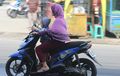 Nyawa Anak Enggak Ada Cadangannya, Kalau Mau Dibonceng Pakai Motor Begini Caranya
