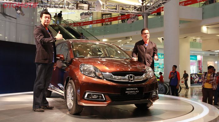 Honda Mobilio Prestige 2013