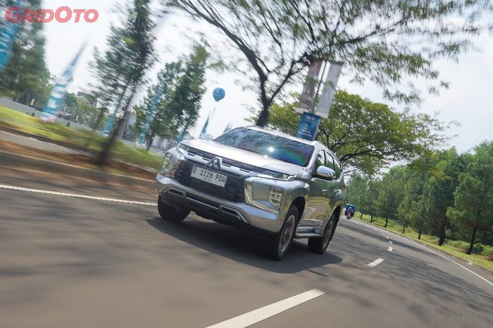 Tampang gagah, dimensi besar, image mobil SUV tangguh, harganya mahal tentu jadi daya tarik Mitsubishi Pajero Sport kalau dipakai buat mudik.