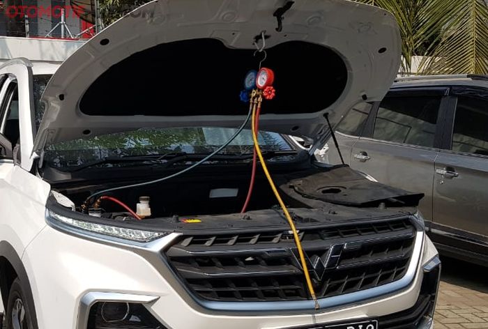 Wuling Almaz yang Mengalami Kerusakan AC Mobil