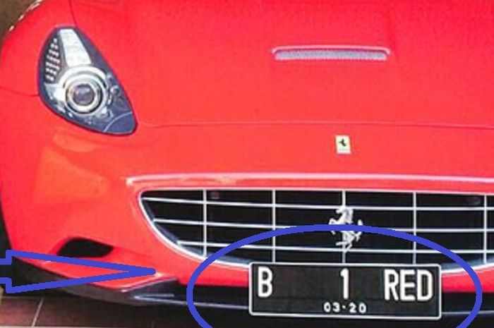 Pelat nomor seperti ini bisa dibeli seharga Rp 15 juta