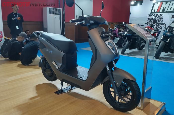 Honda EM1 e: Tipe PLUS Tahun 2026