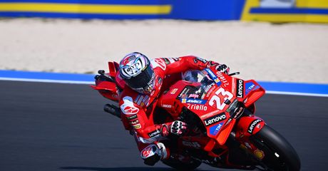 Bagnaia Crash, Bastianini Gasak Martin dan Menang MotoGP Emilia Romagna 2024