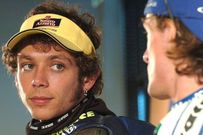 Valentino Rossi kutuk Sete Gibernau