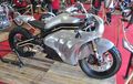 Hiu Darat, Suzuki GS500 Cafe Racer, Pakai Kaki GSX-R600 dan ER-6n