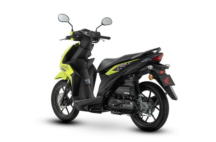 Lampu sein BeAT versi Malaysia posisinya ada di sepatbor belakang