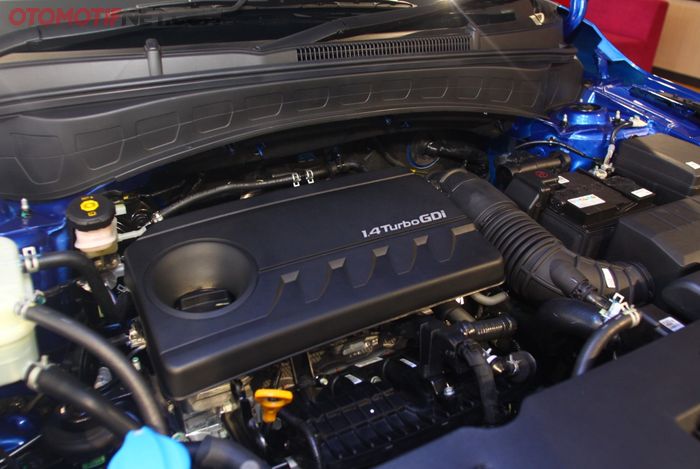 Mesin Kappa 1.4L Turbo Dual CVVT Kia Seltos, sanggup semburkan tenaga 140 dk dan torsi puncak 242 Nm.