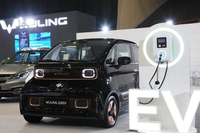 Wuling Global Small Electric Vehicle (GSEV) di Jakarta Auto Week 2022